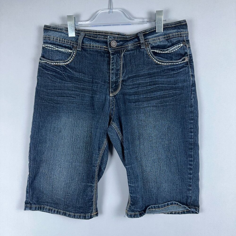 VSH Denim Capri Shorts Womens Size 14 Embroidered Pockets Mid Rise Blue